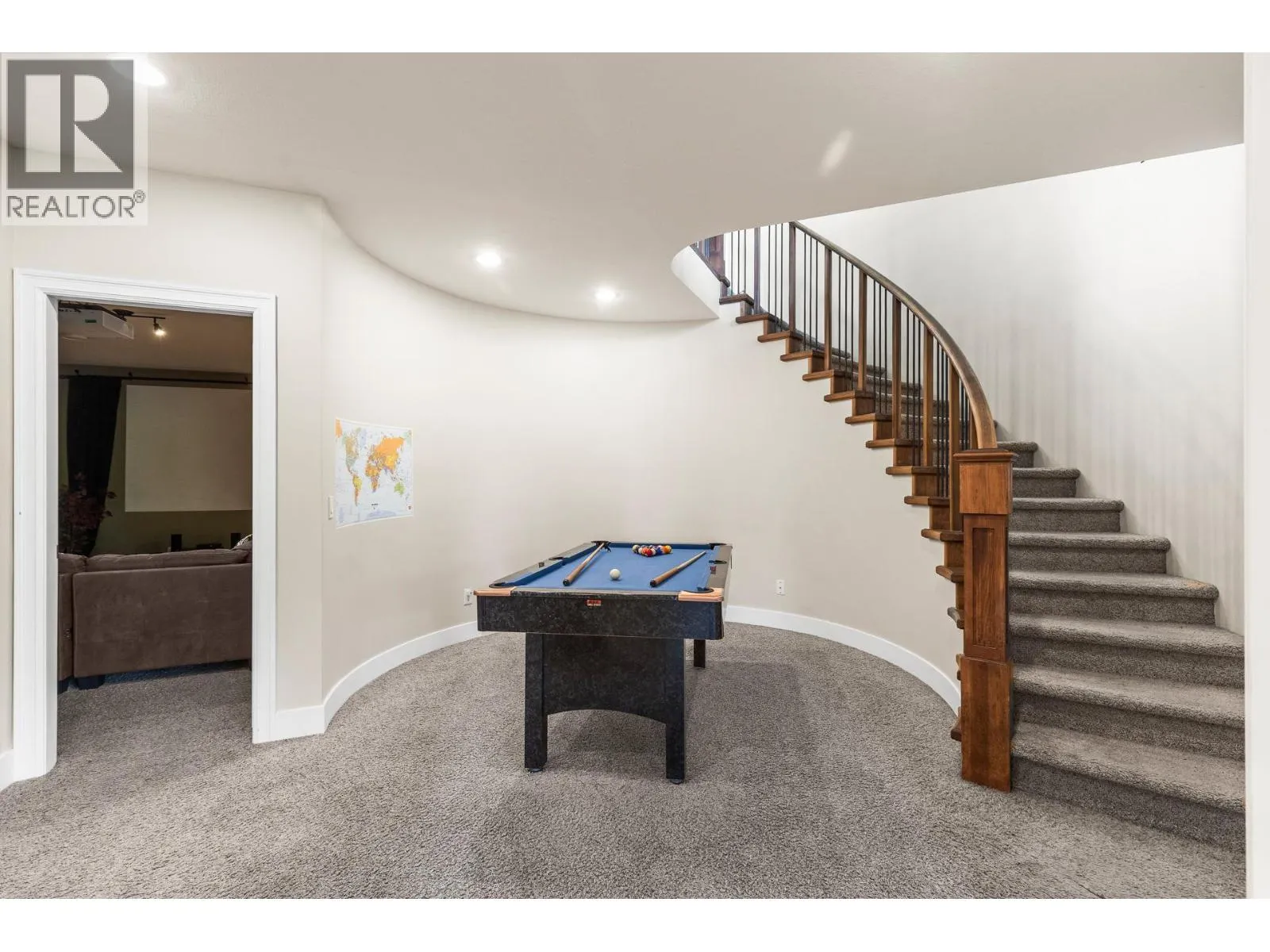 546 Gowen Place