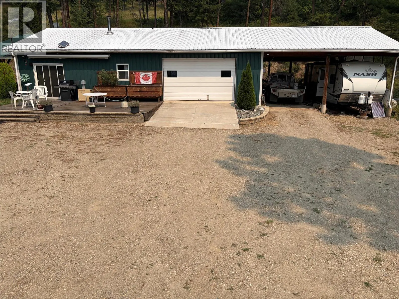 7465 Broadwater Road