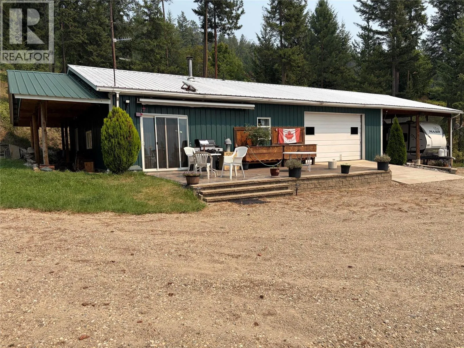7465 Broadwater Road