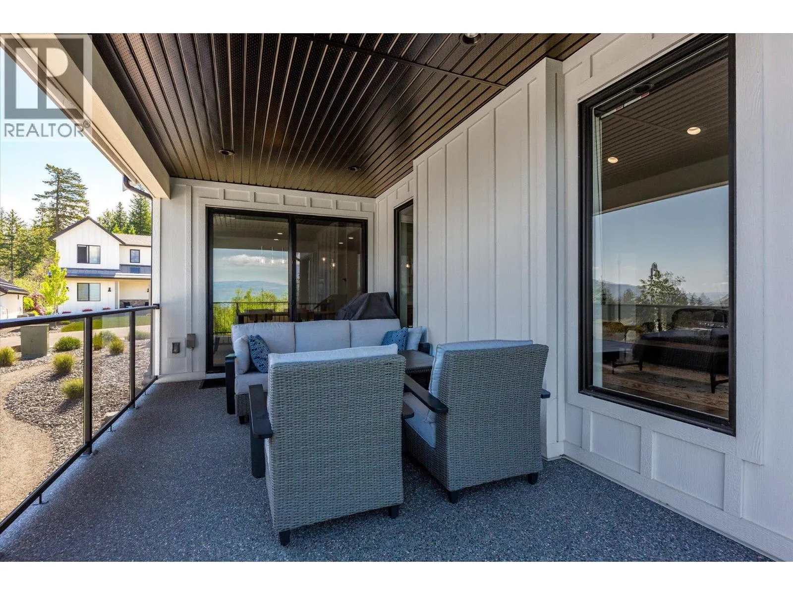 185 Diamond Way