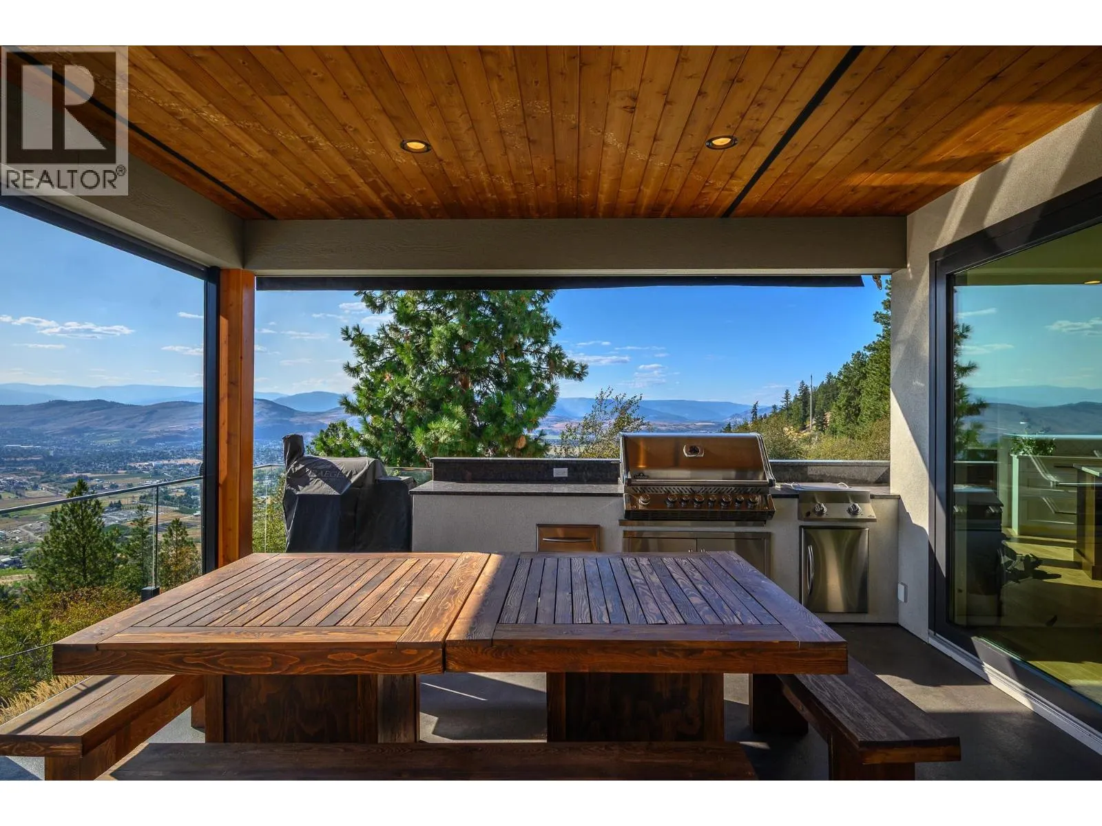 195 Ravine Drive