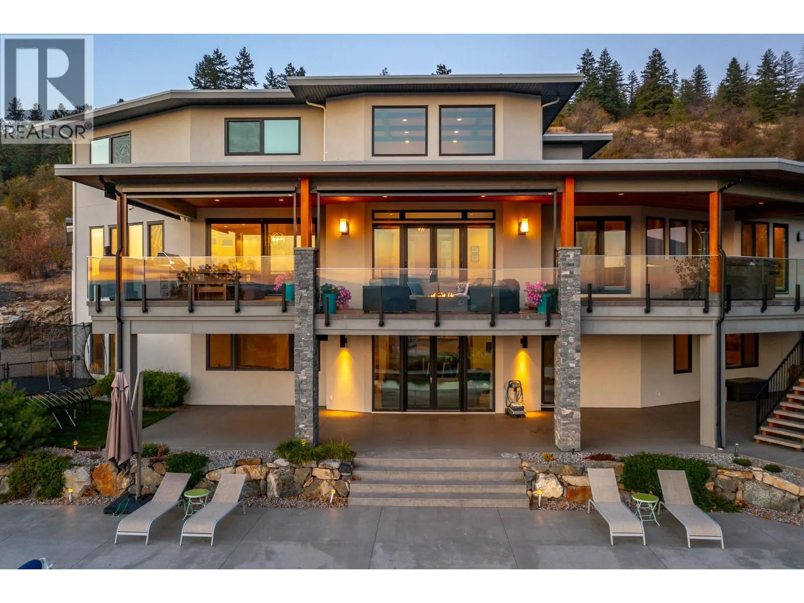 195 Ravine Drive