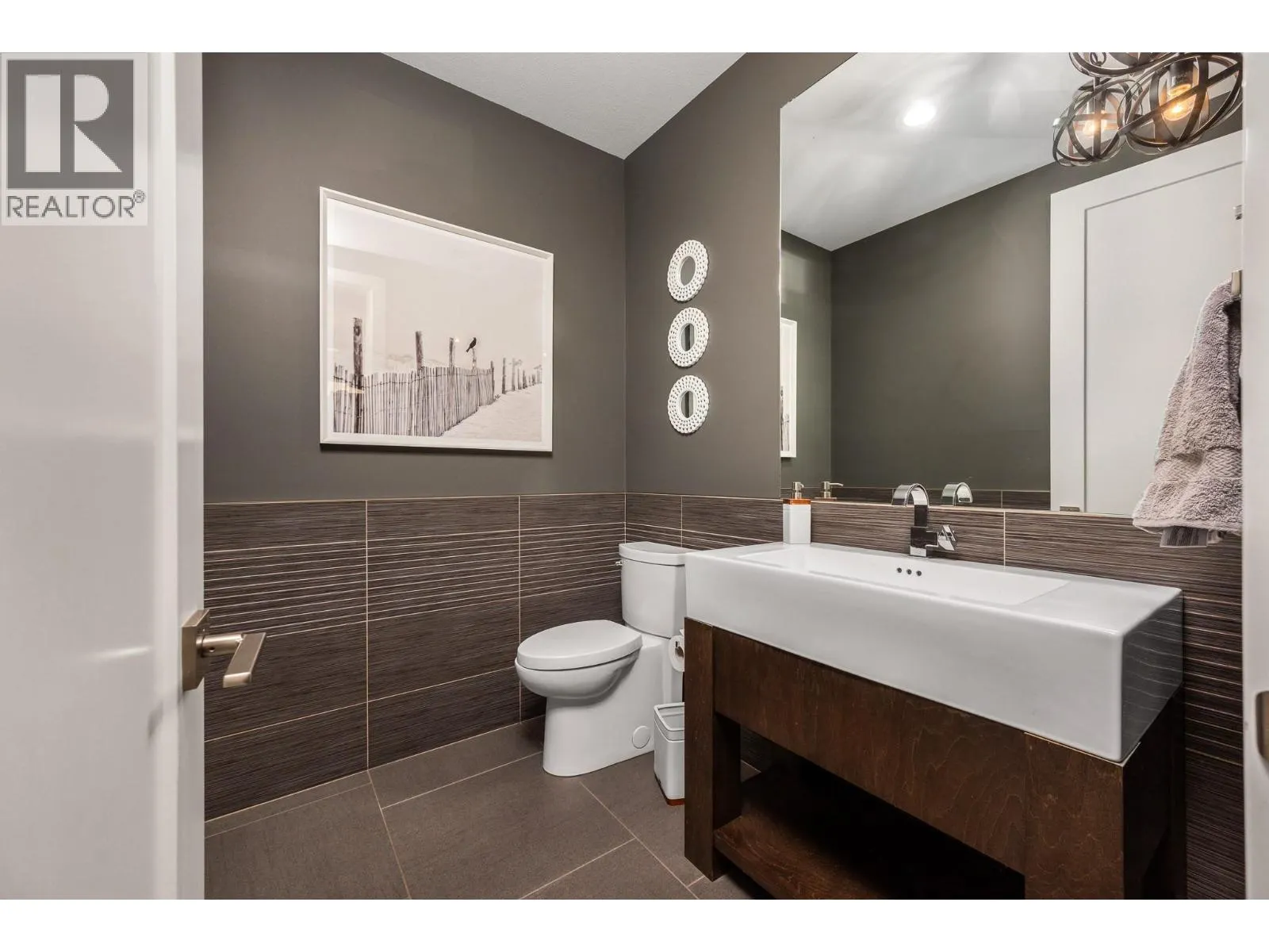 195 Ravine Drive
