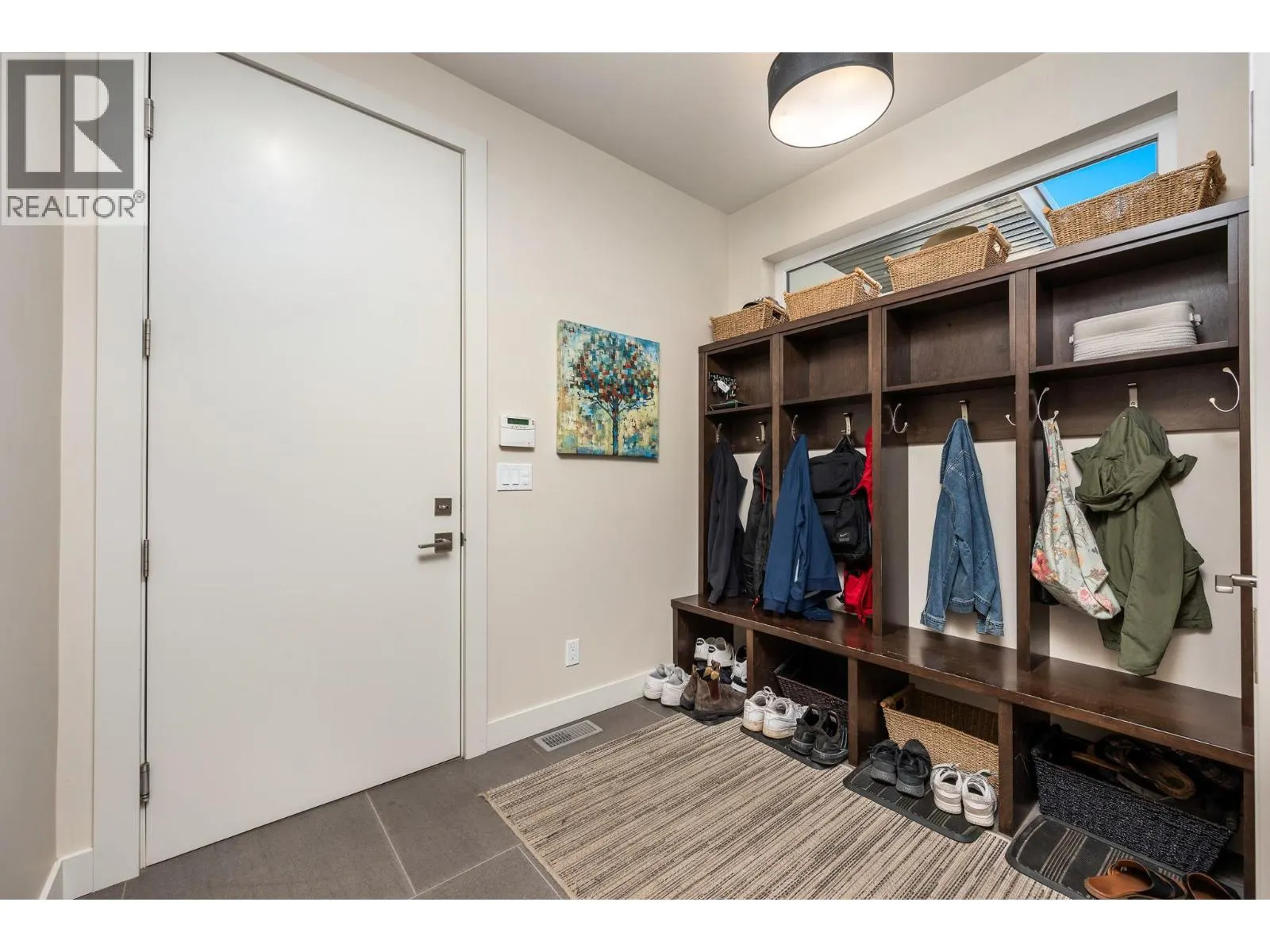 195 Ravine Drive