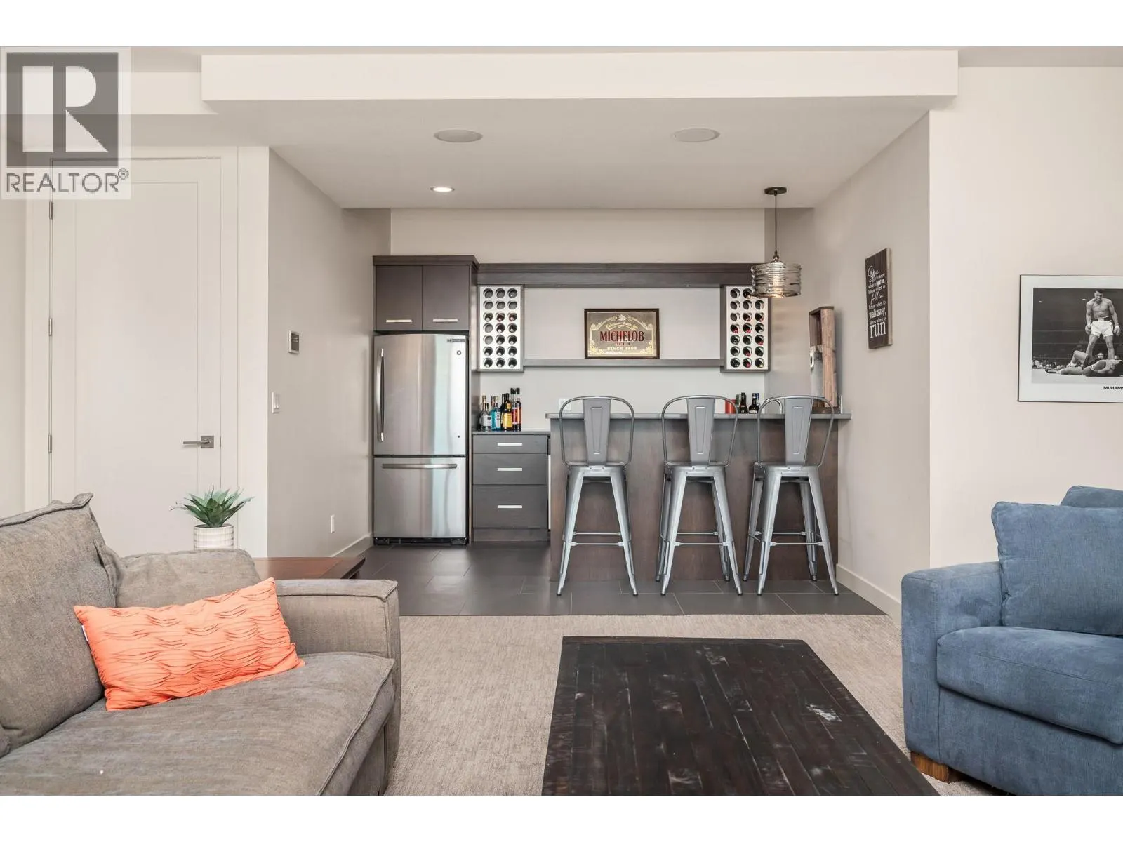 195 Ravine Drive