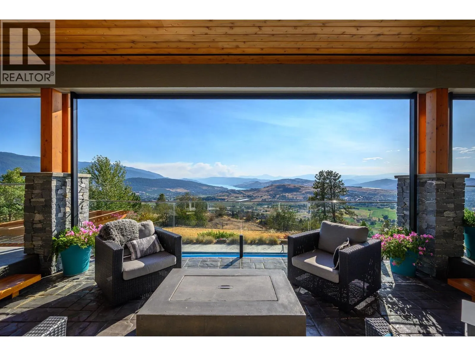 195 Ravine Drive