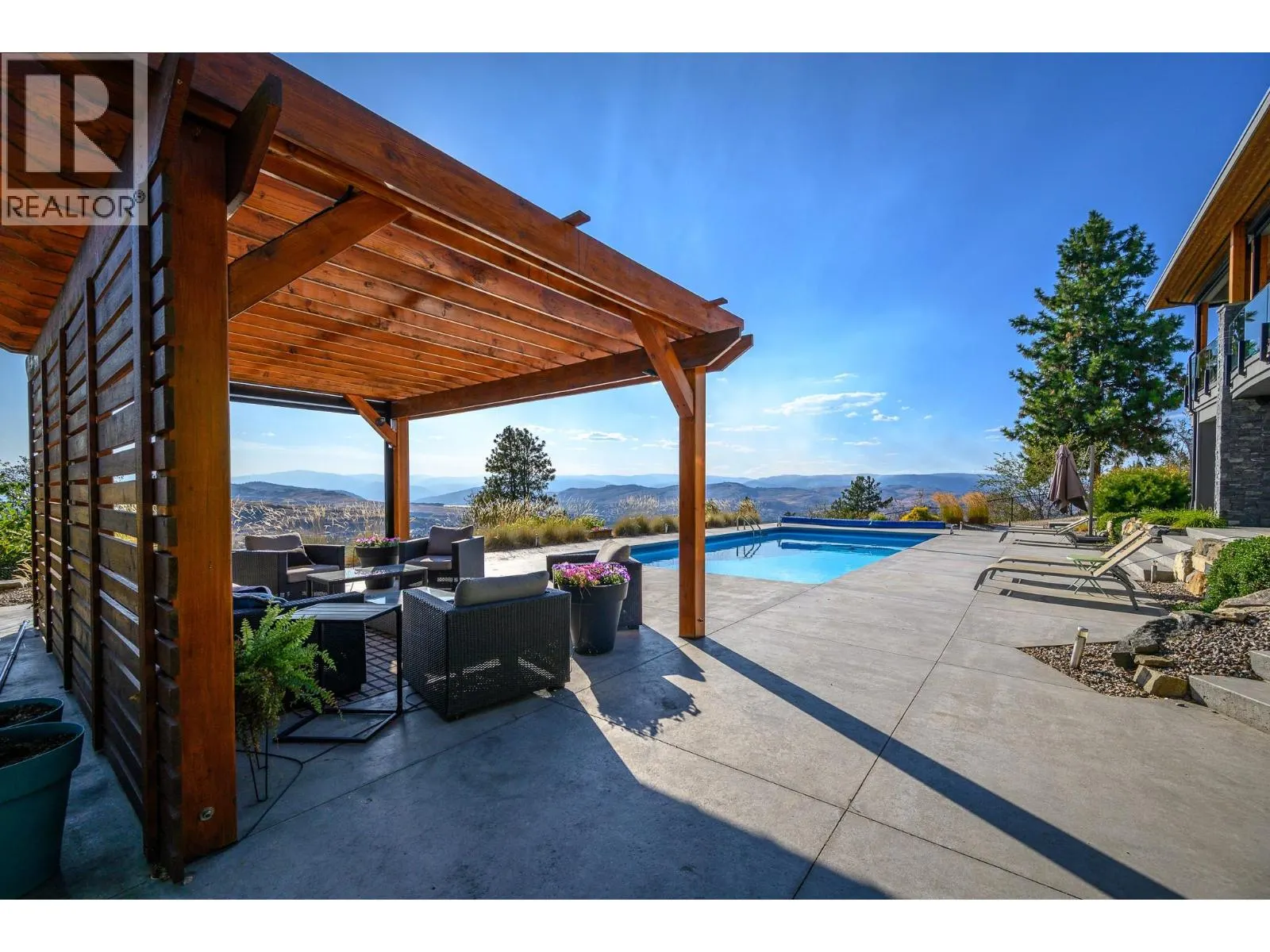 195 Ravine Drive