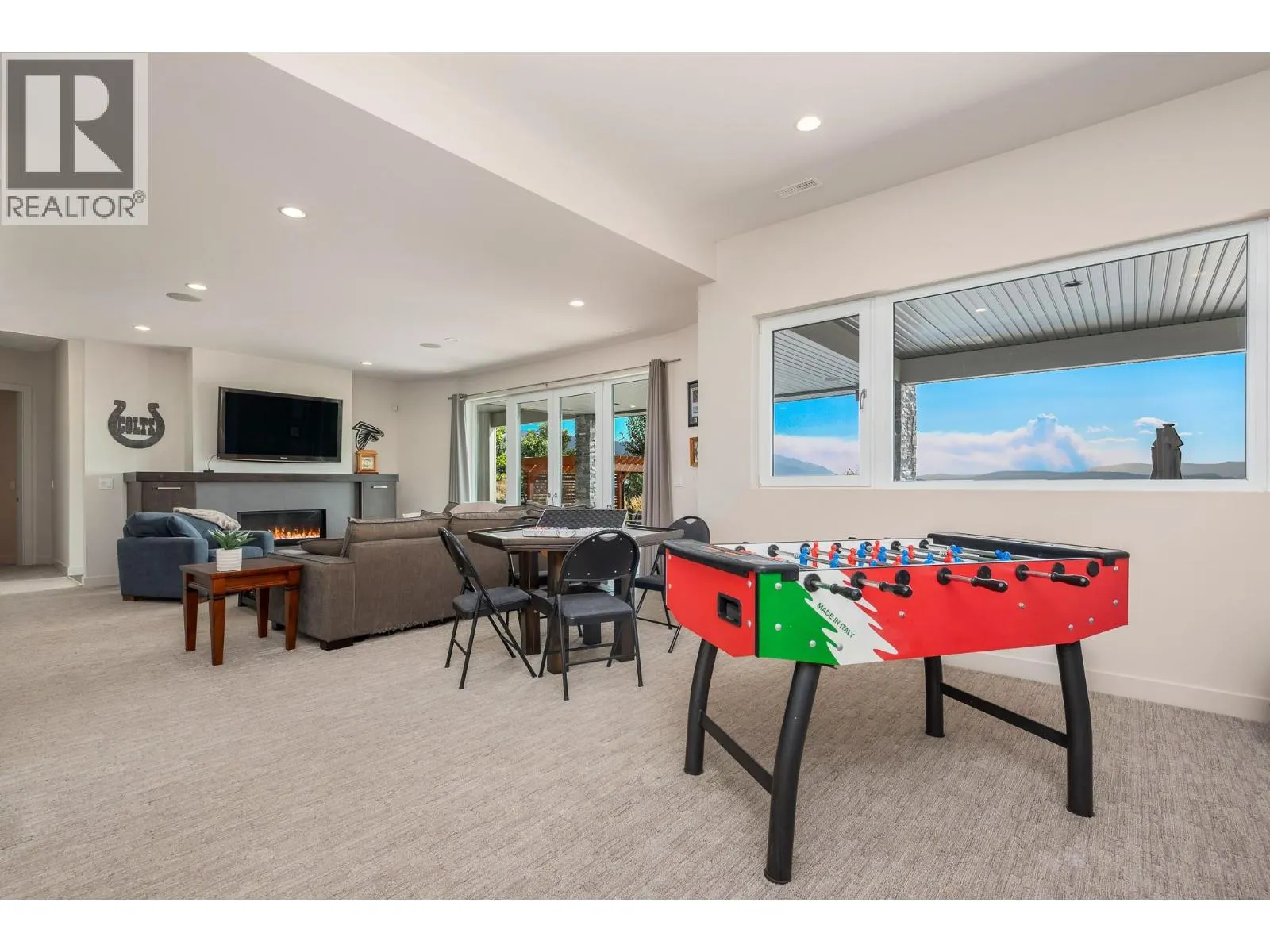195 Ravine Drive