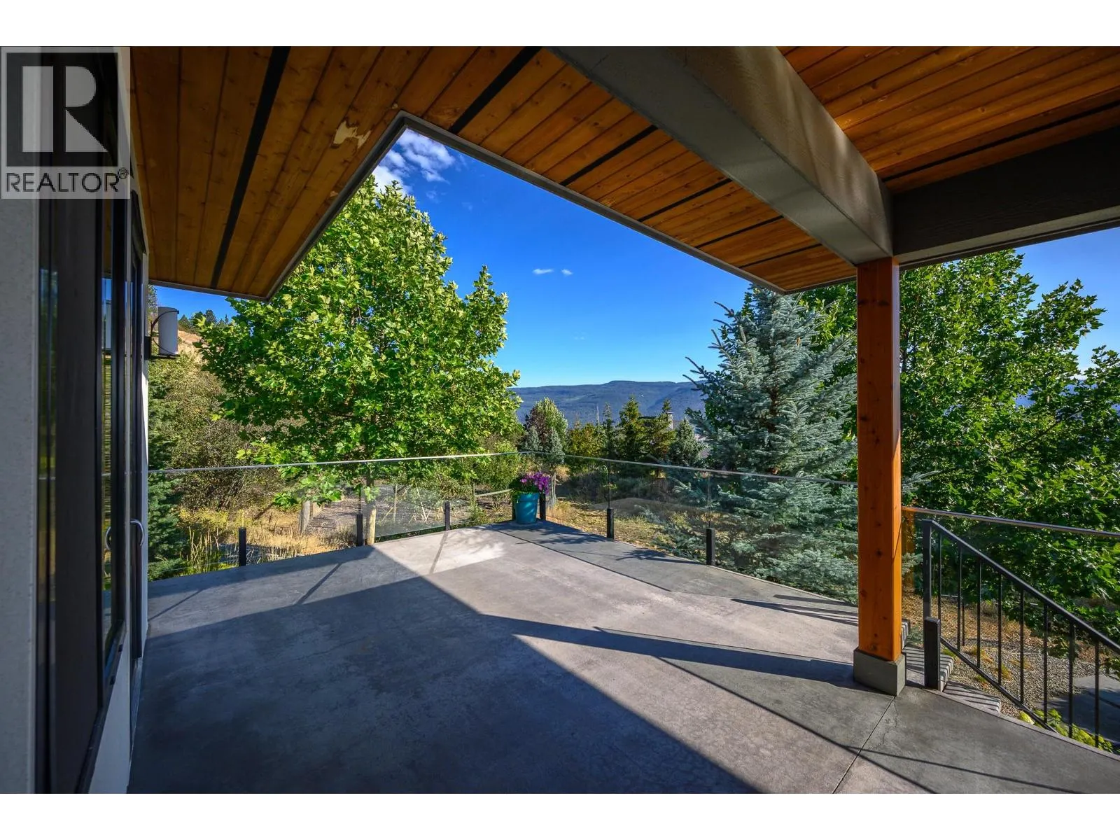 195 Ravine Drive