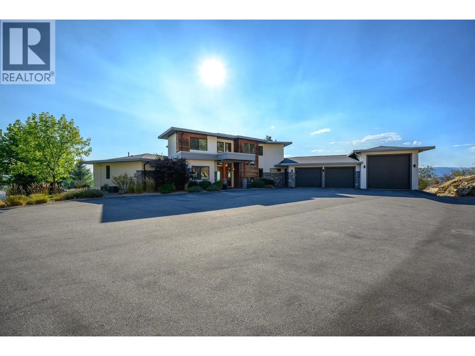 195 Ravine Drive