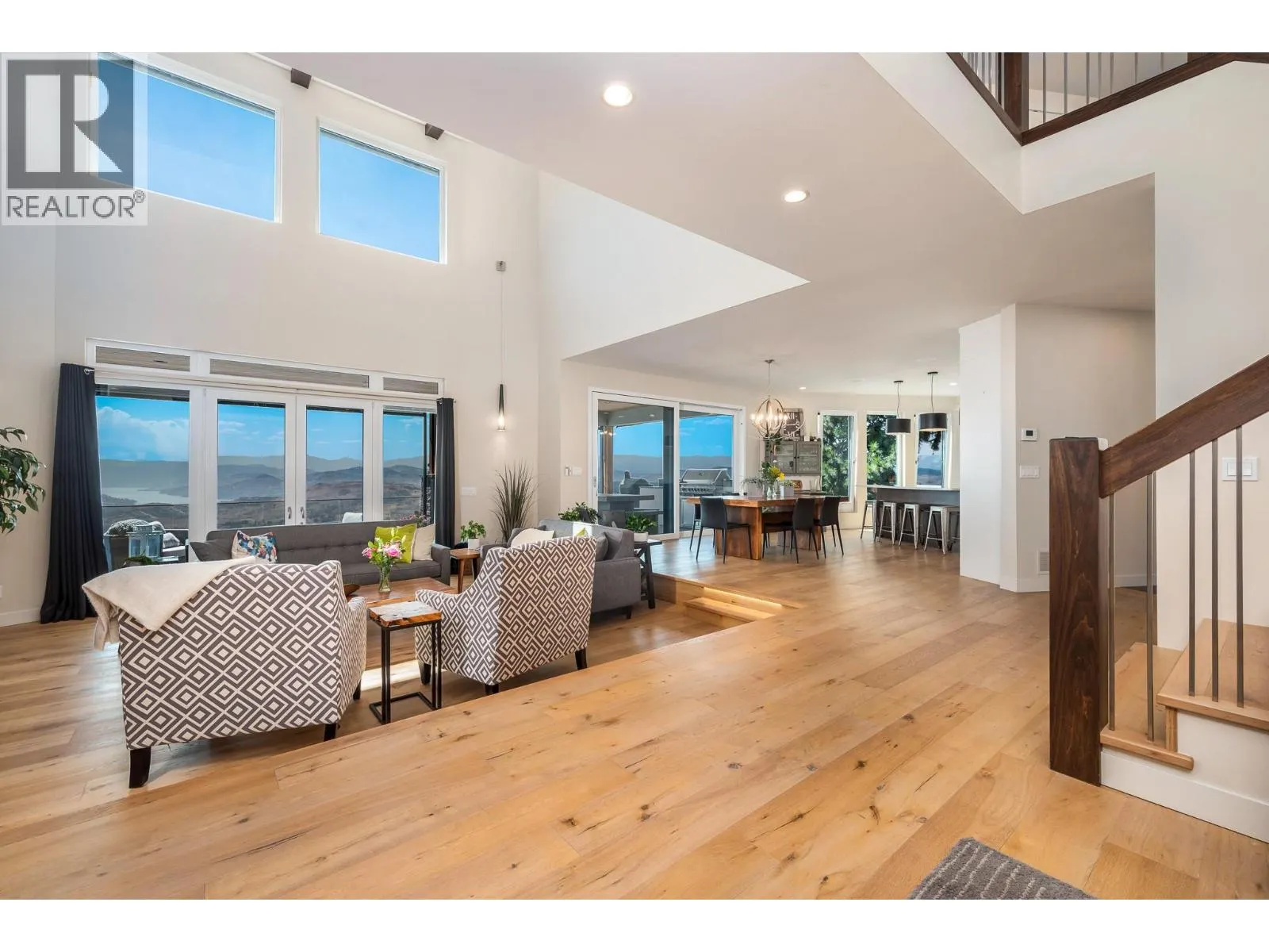 195 Ravine Drive