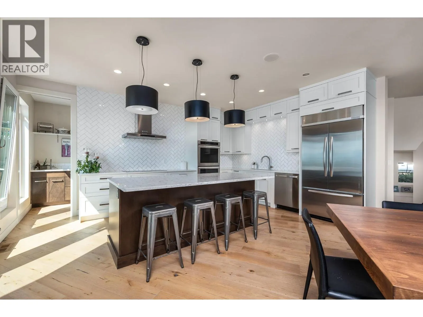 195 Ravine Drive