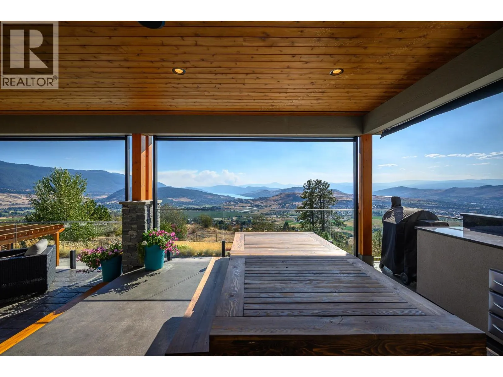 195 Ravine Drive