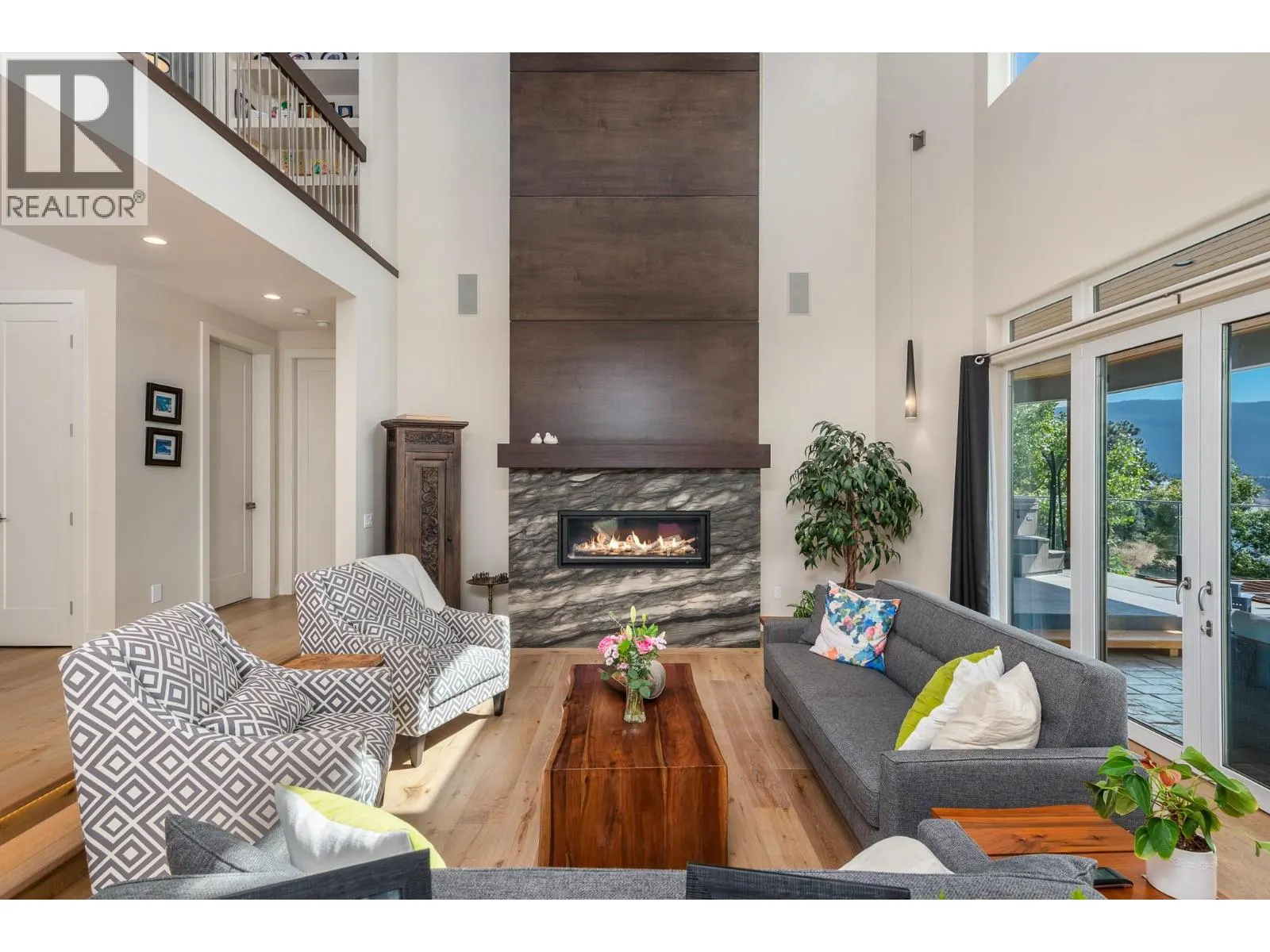 195 Ravine Drive