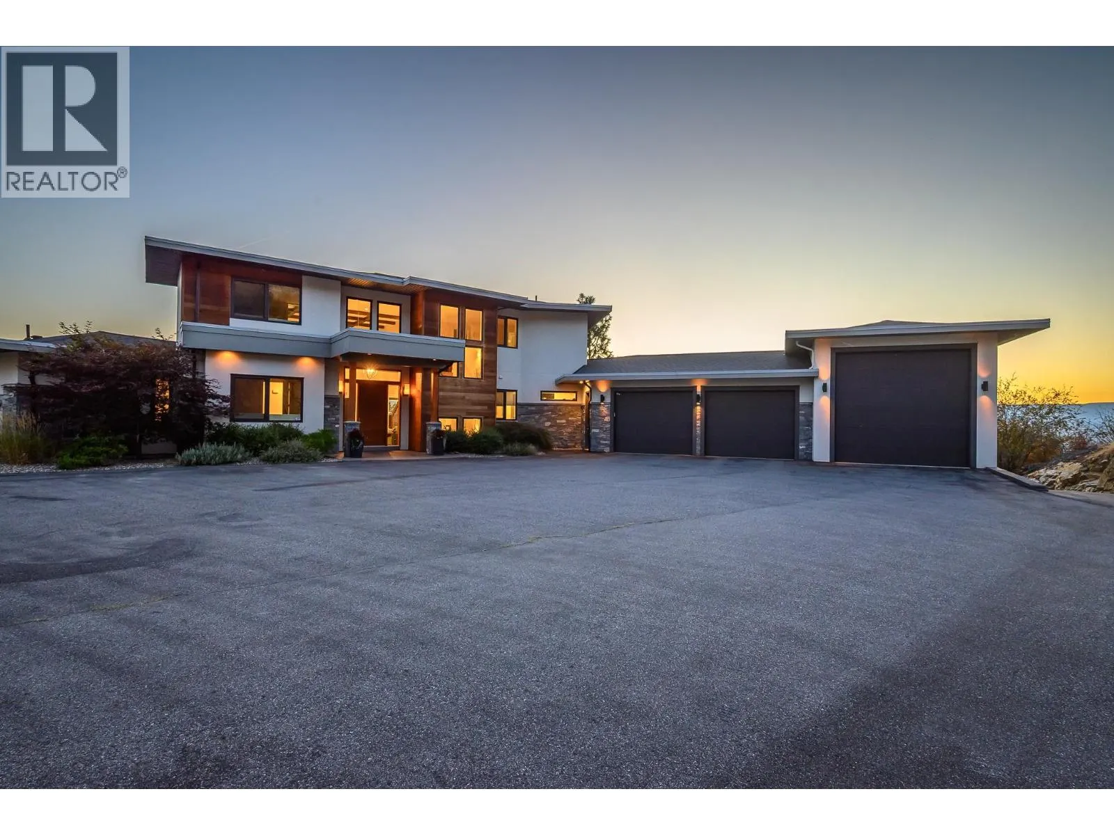 195 Ravine Drive