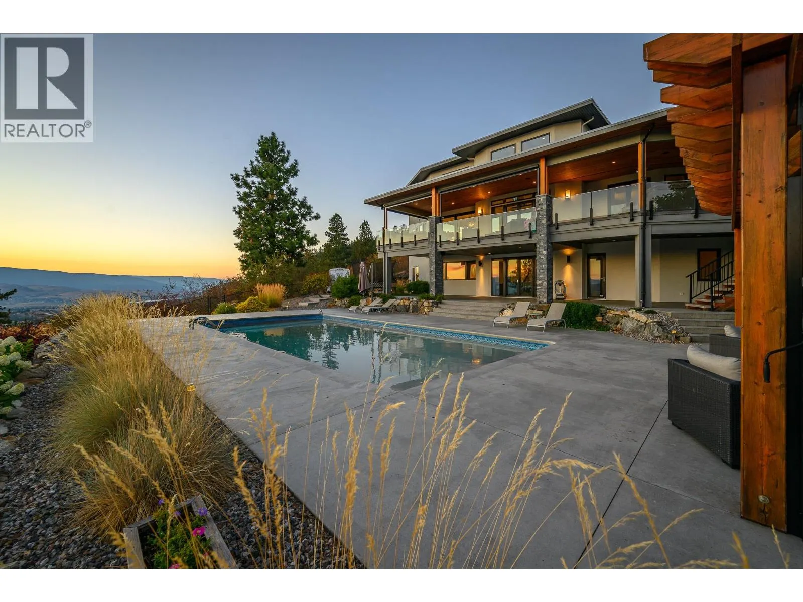 195 Ravine Drive