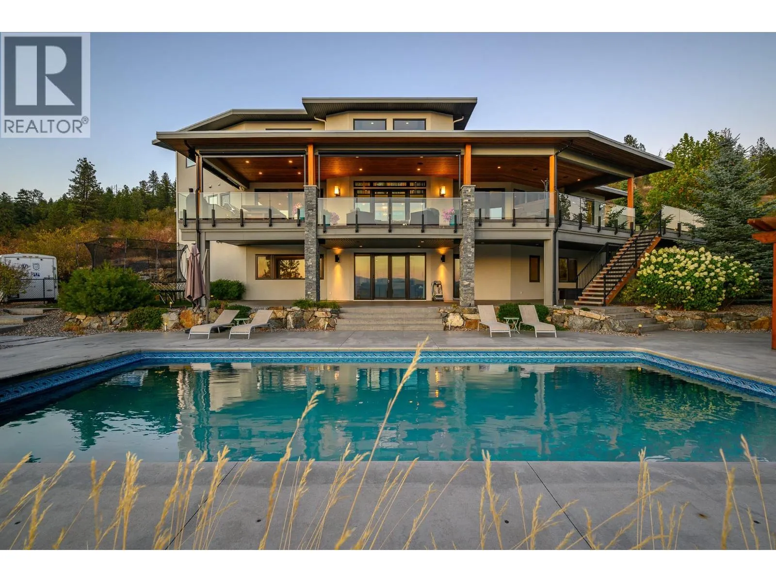 195 Ravine Drive
