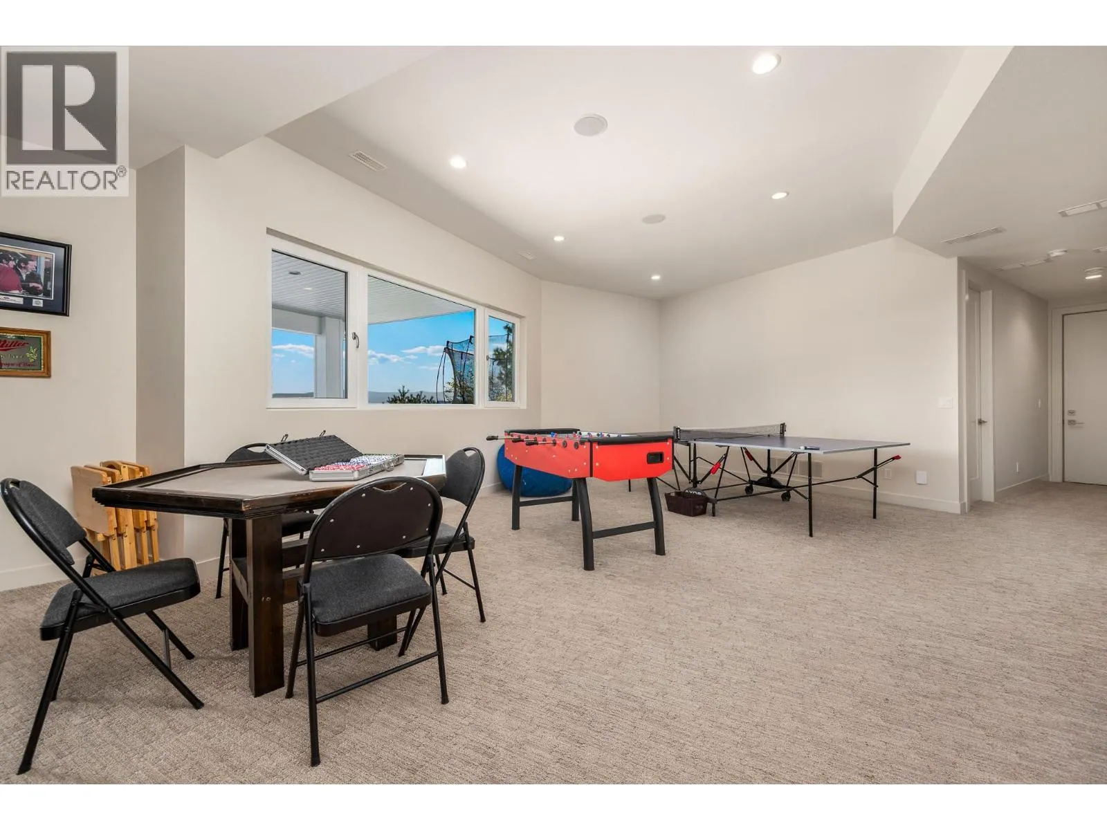 195 Ravine Drive