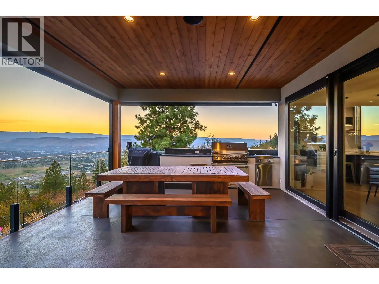 195 Ravine Drive