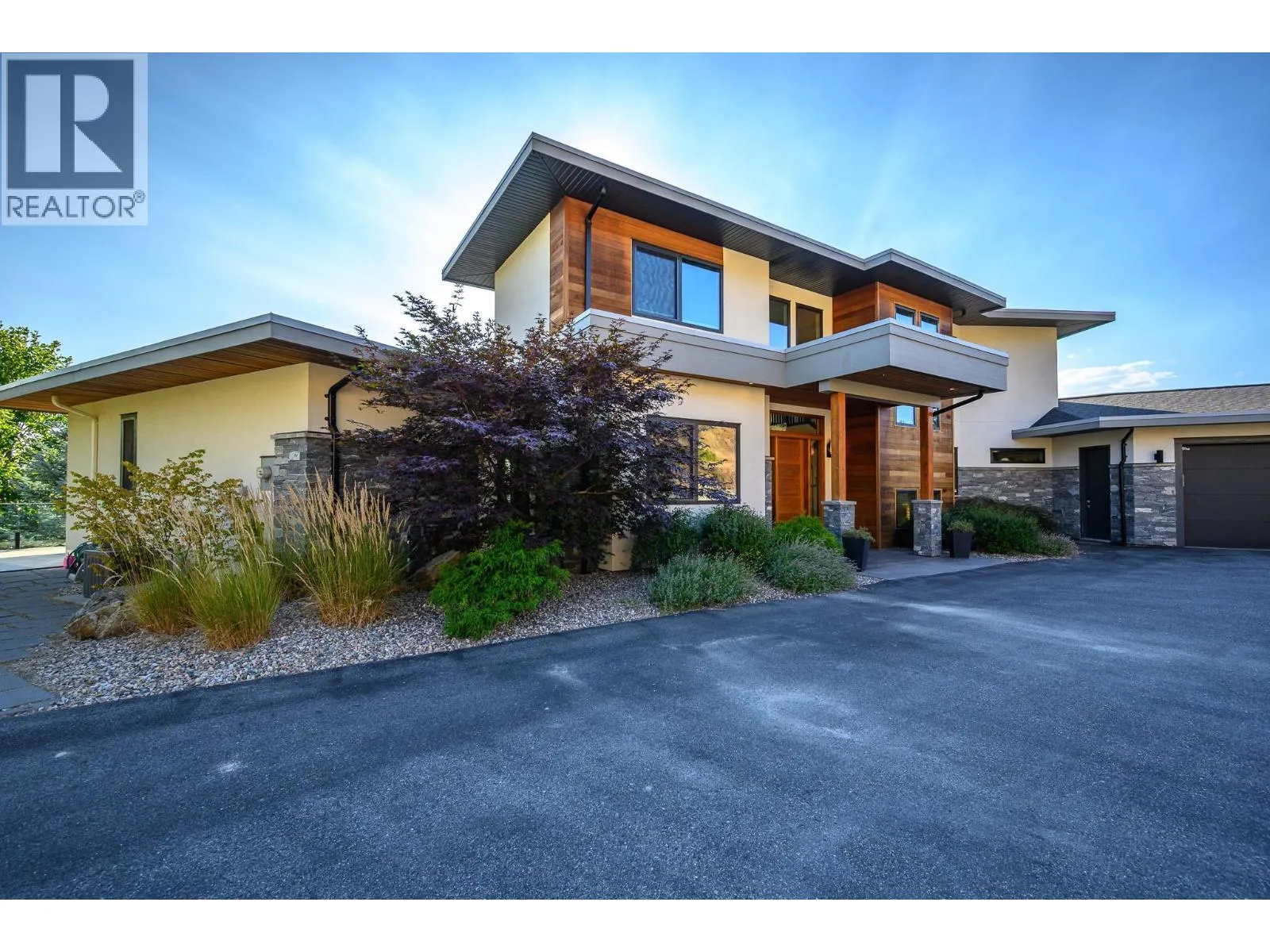 195 Ravine Drive