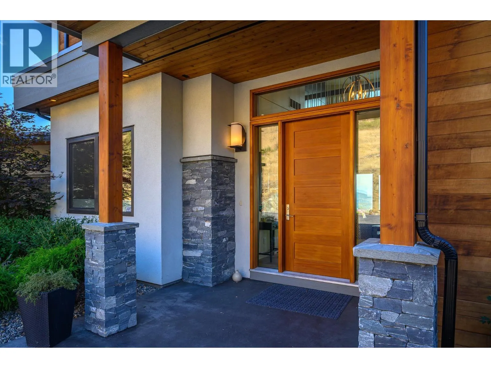 195 Ravine Drive
