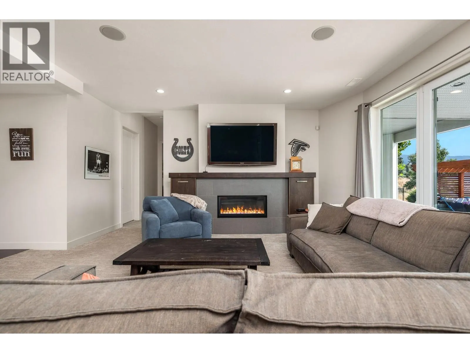 195 Ravine Drive