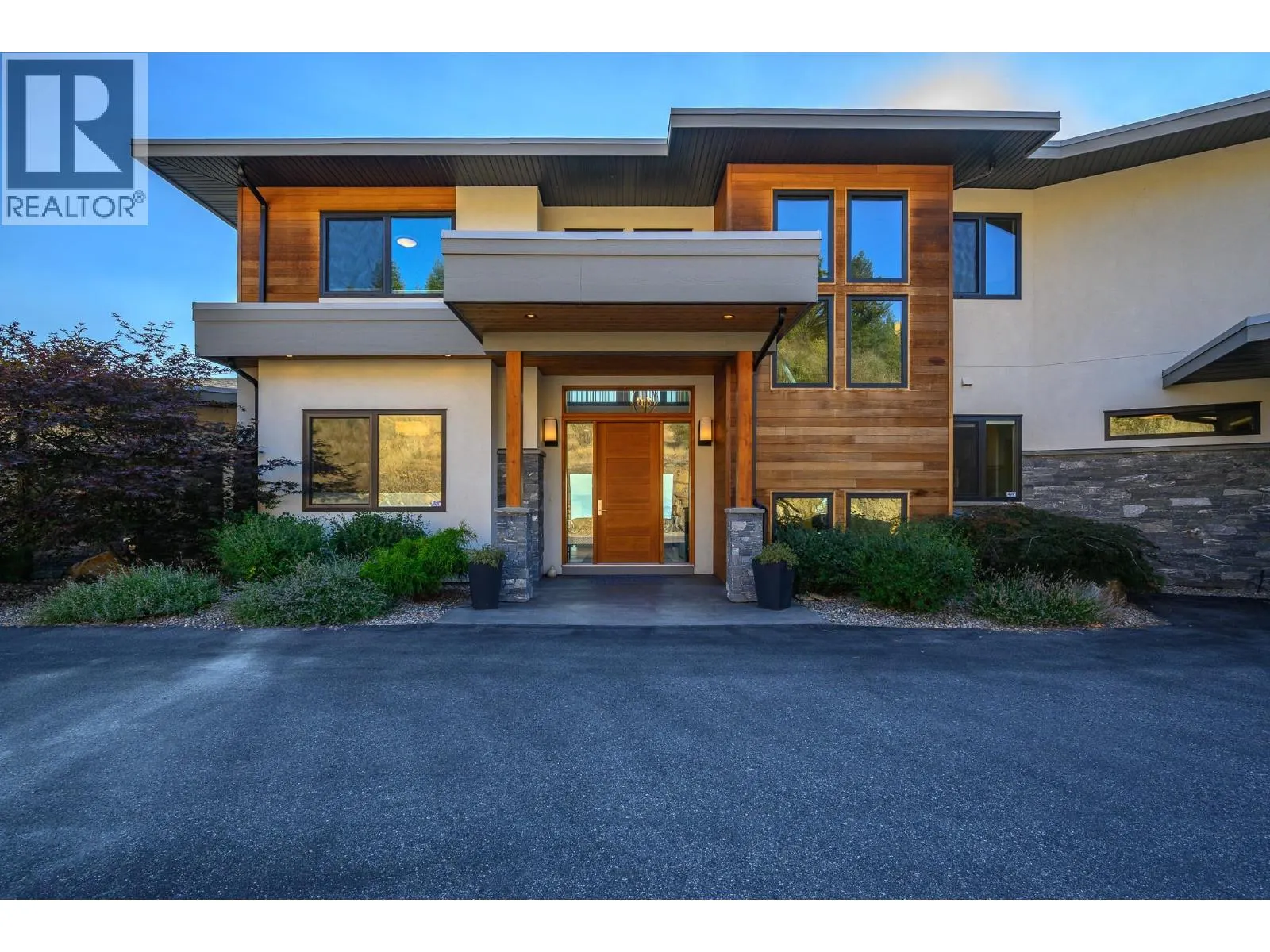 195 Ravine Drive