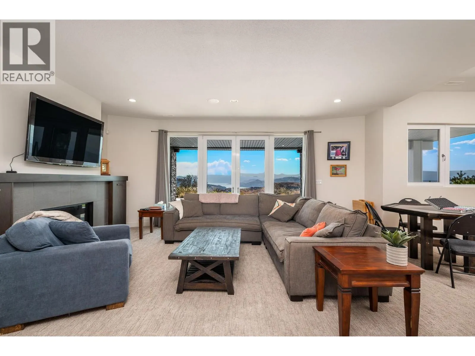 195 Ravine Drive