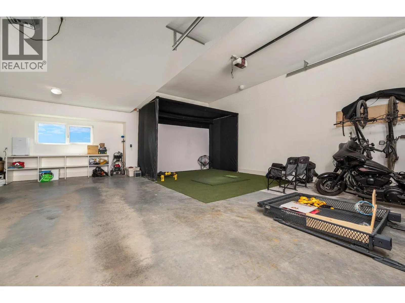 195 Ravine Drive
