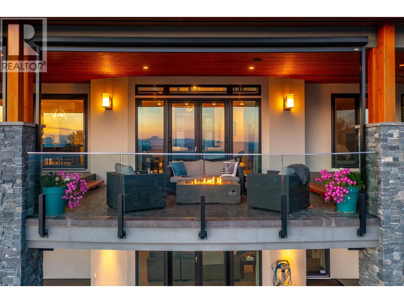 195 Ravine Drive