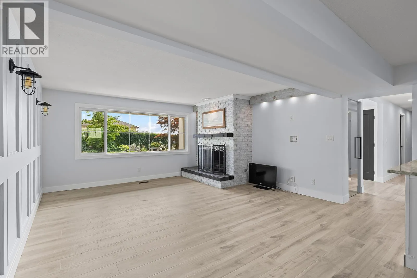 2340 Thacker Drive