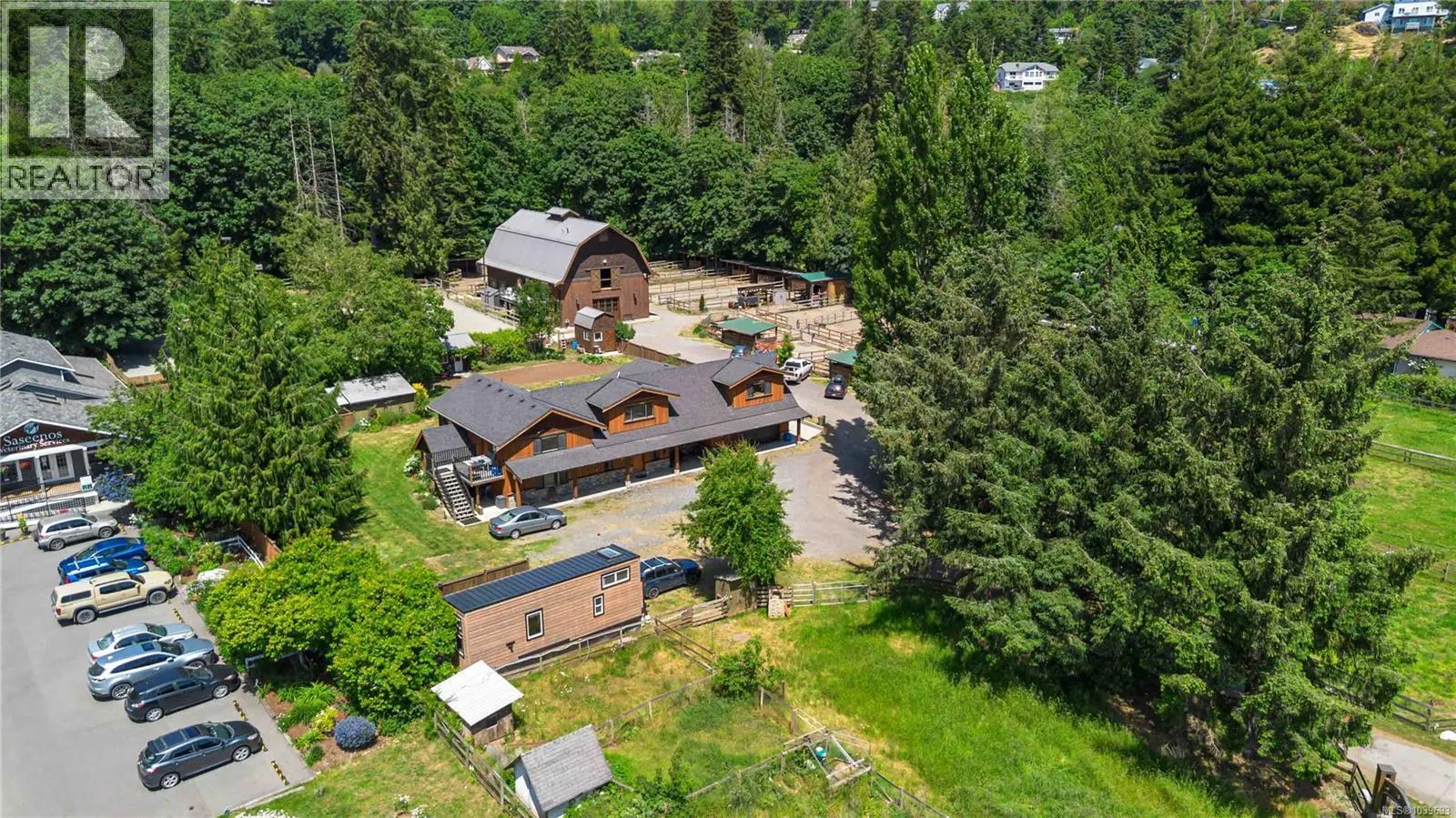 5480 Sooke Rd