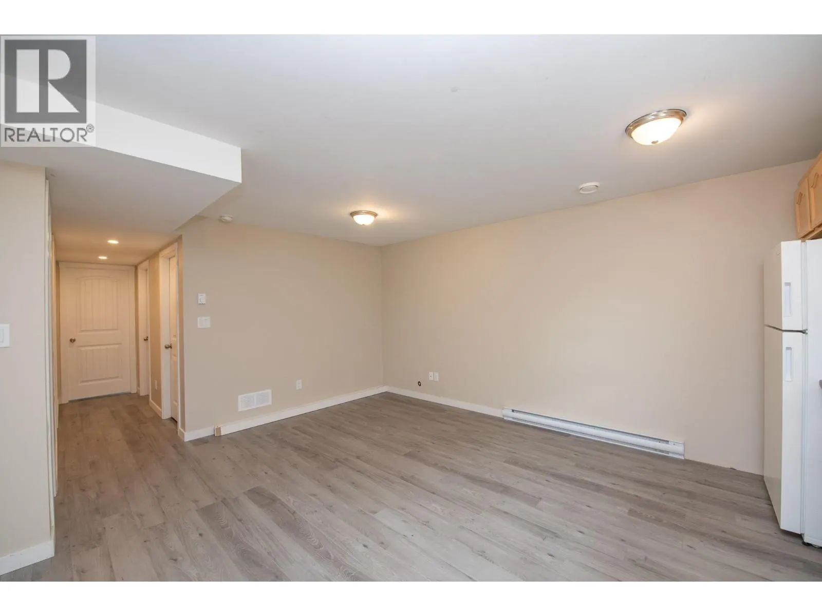 1808 Skyview Crescent