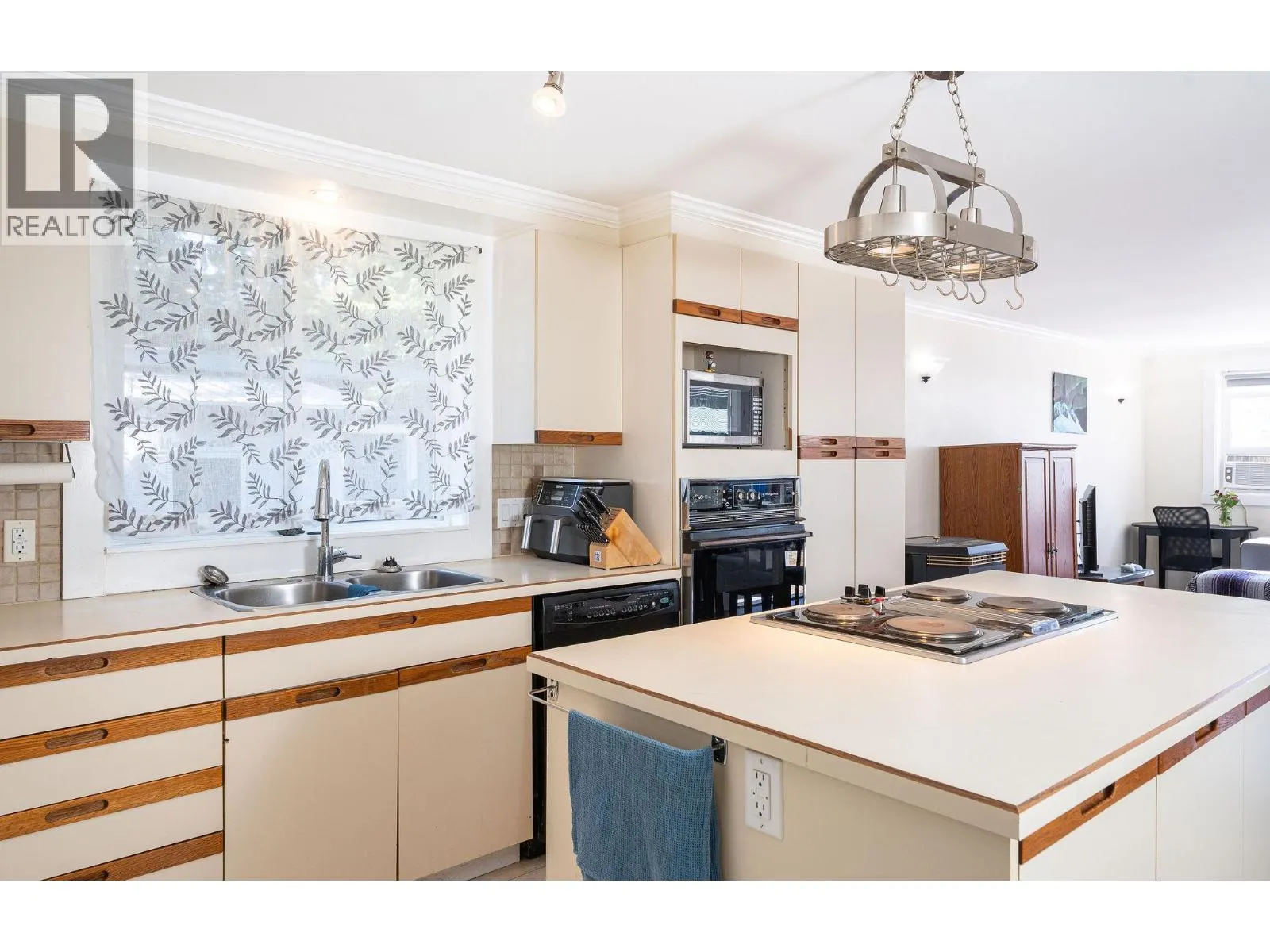 1204 Maplewood Street Unit# 2