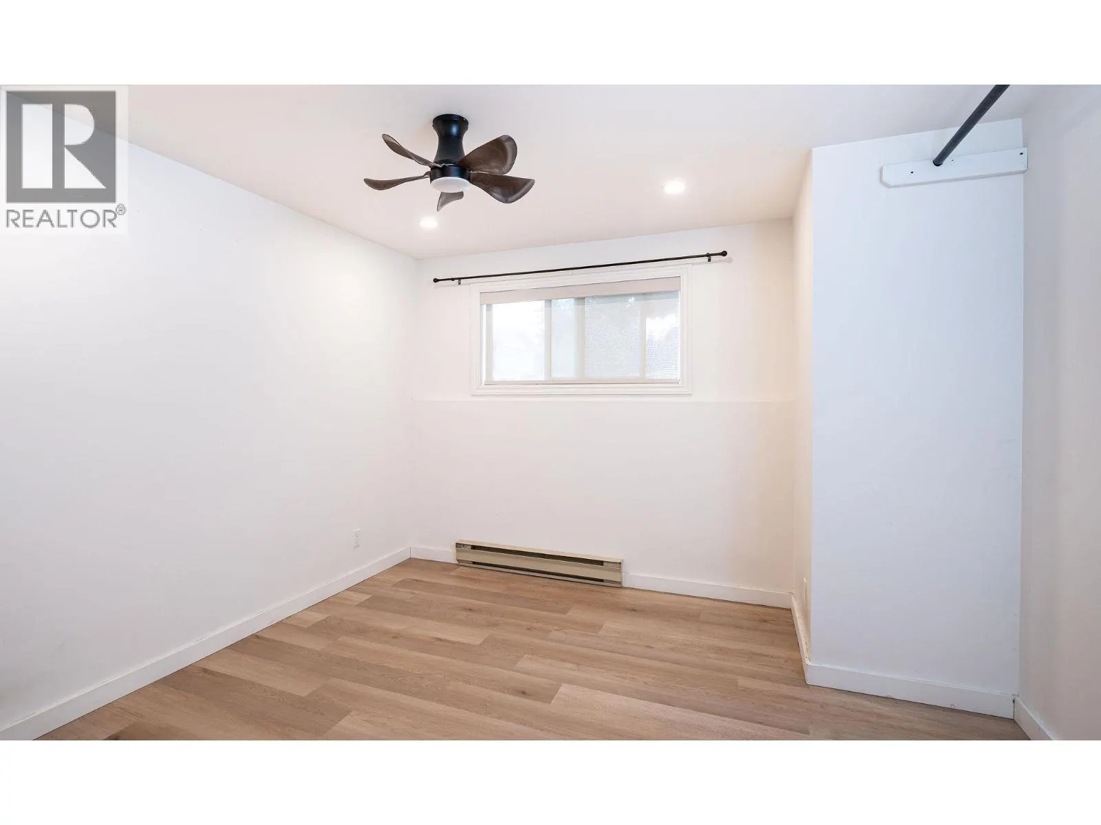 1506 Mountain View Drive