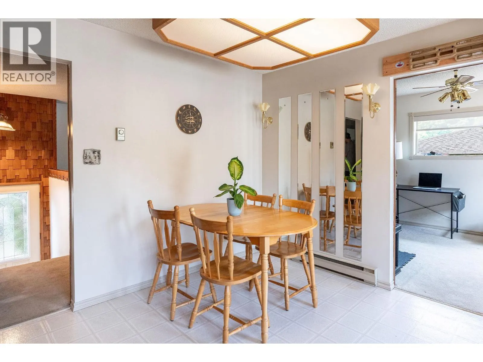 1506 Mountain View Drive