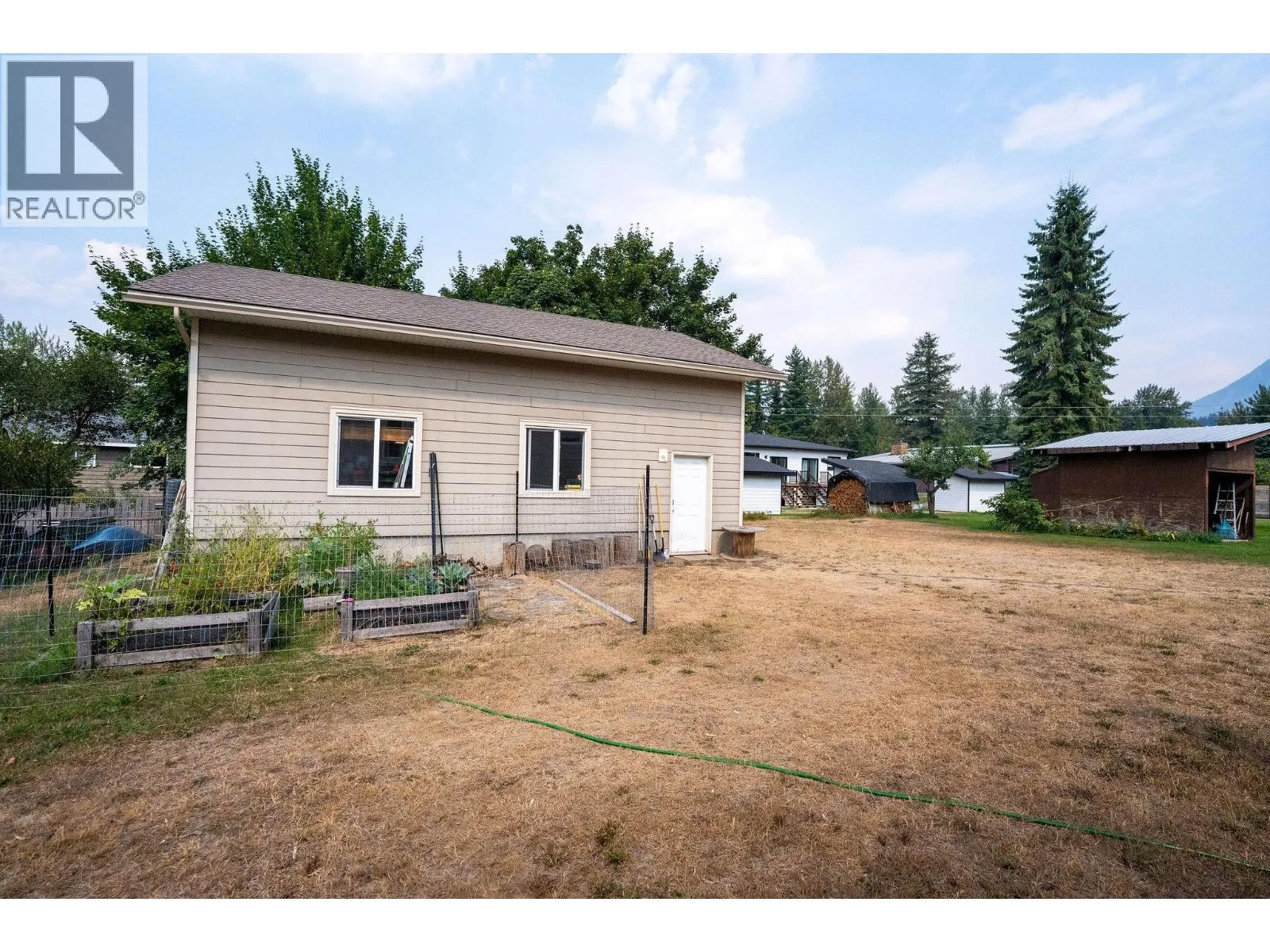 1506 Mountain View Drive