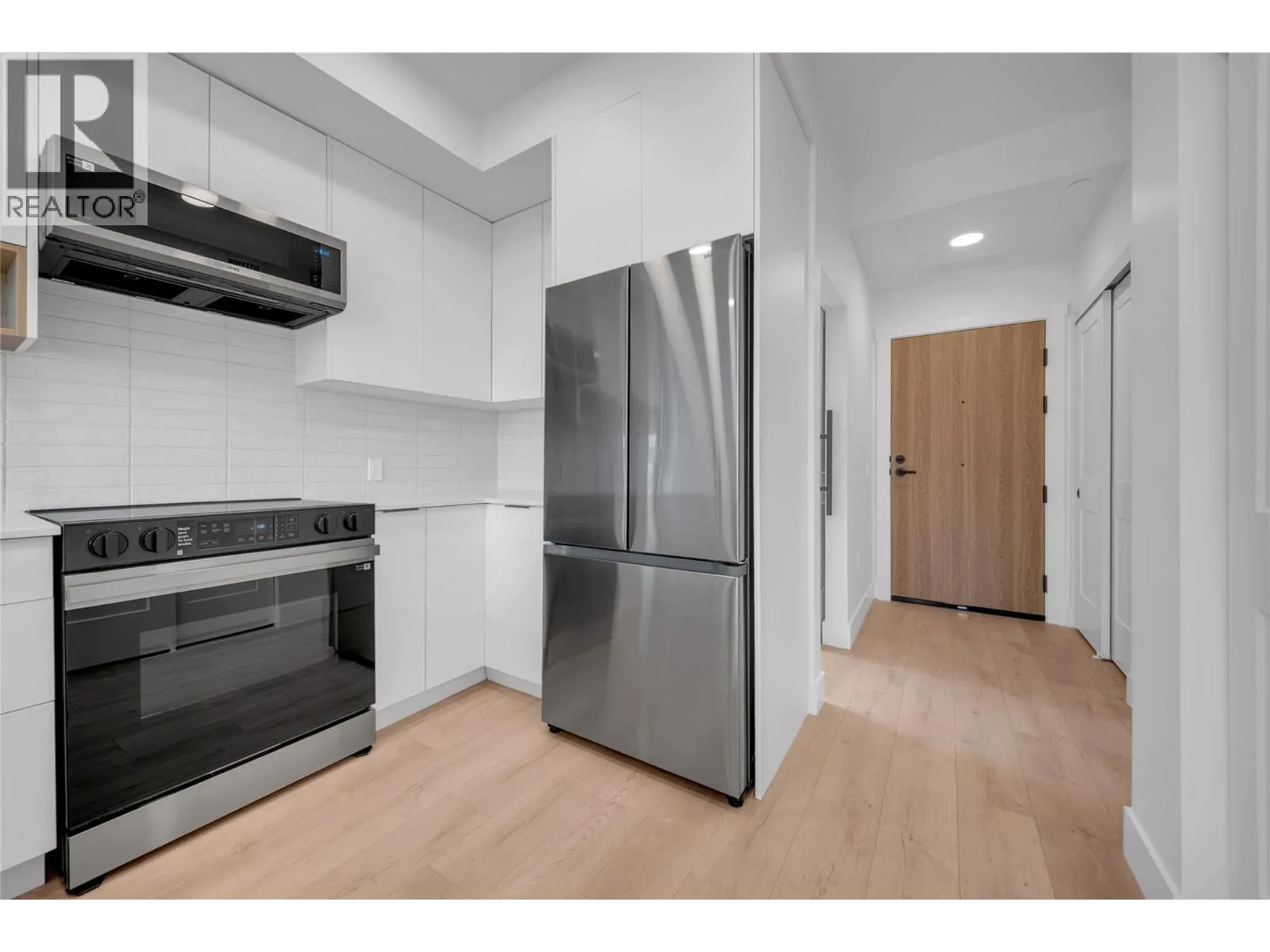 620 Coronation Avenue Unit# 312