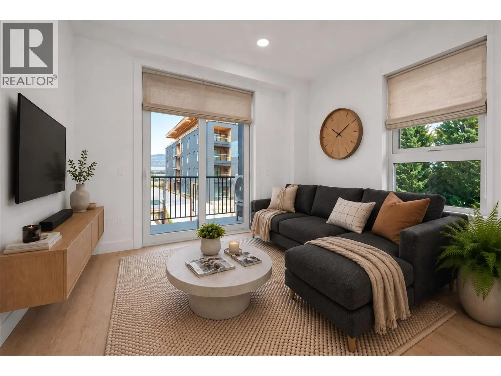 620 Coronation Avenue Unit# 312
