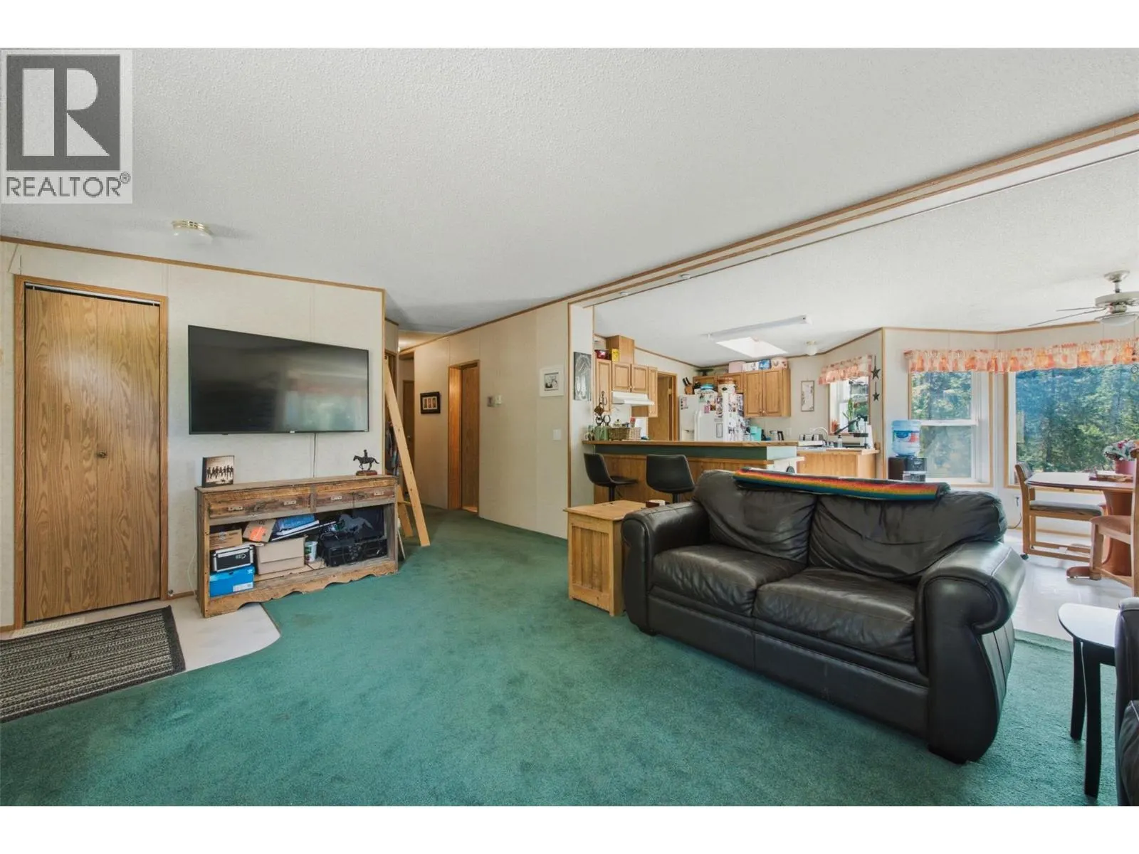 85 Candide Drive