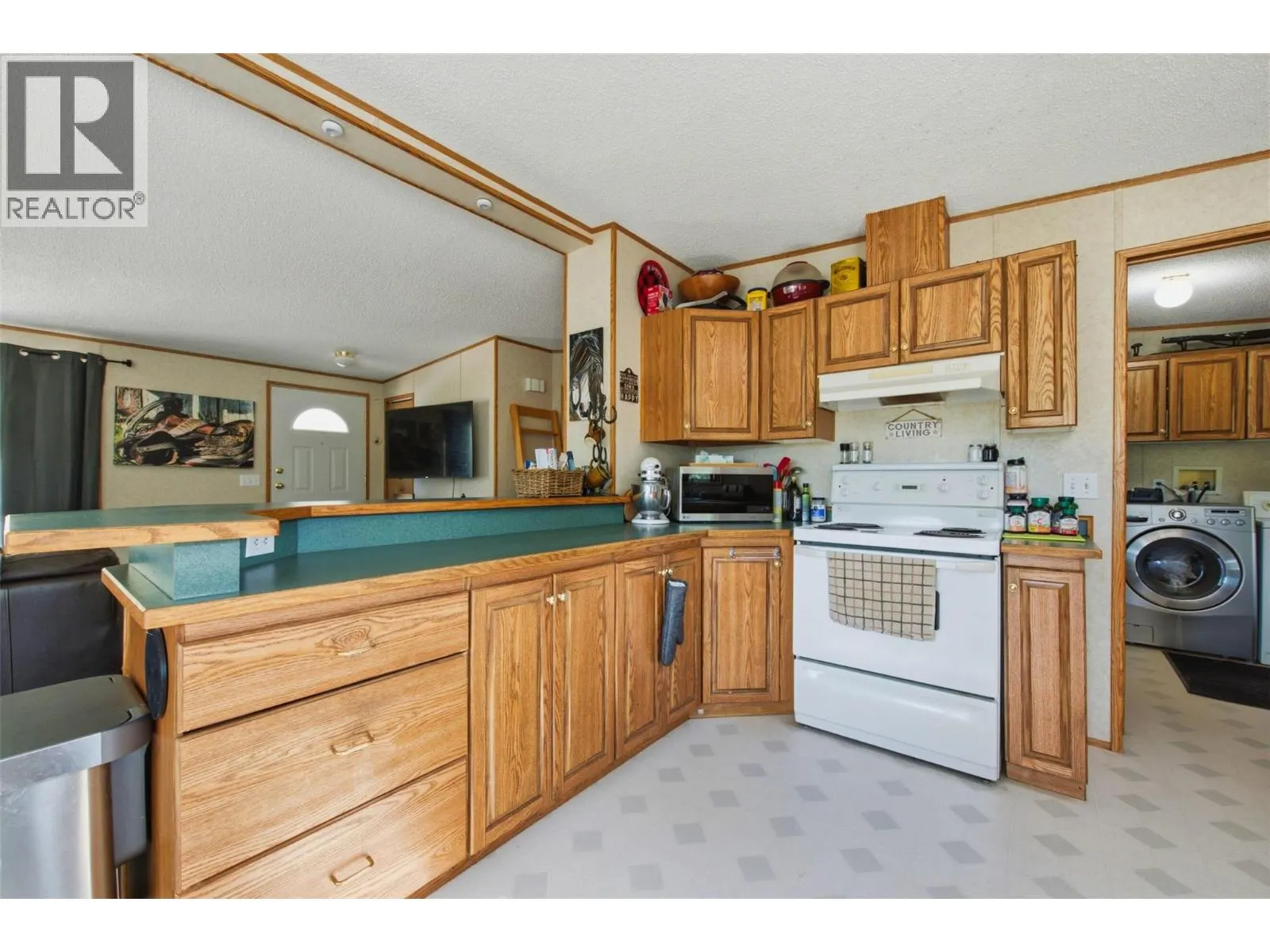 85 Candide Drive