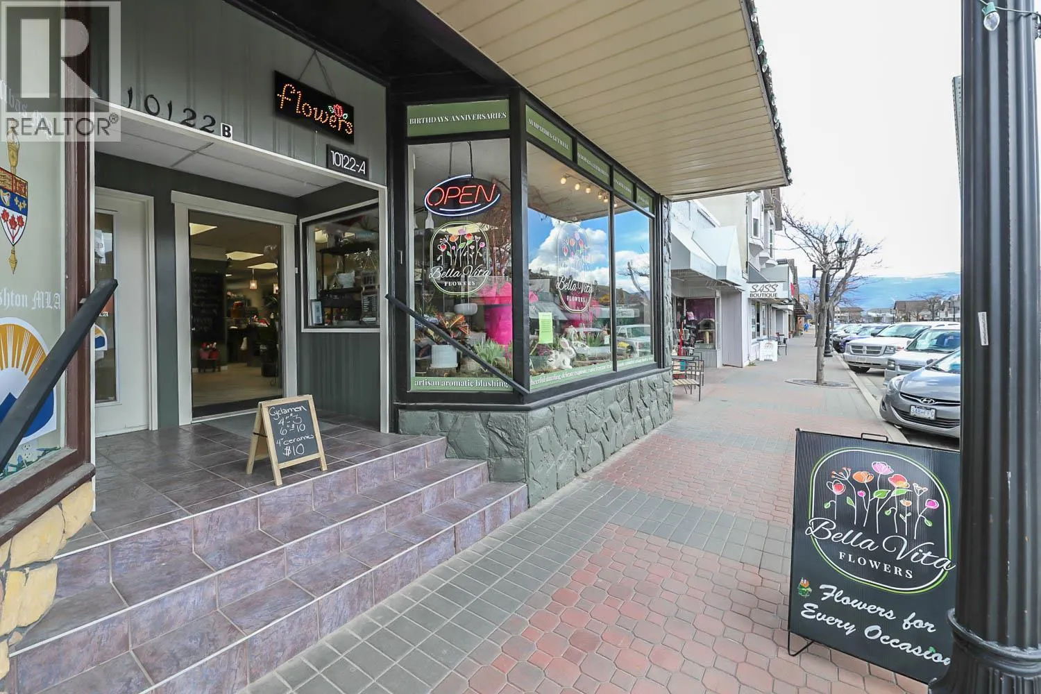 10122/24 MAIN Street