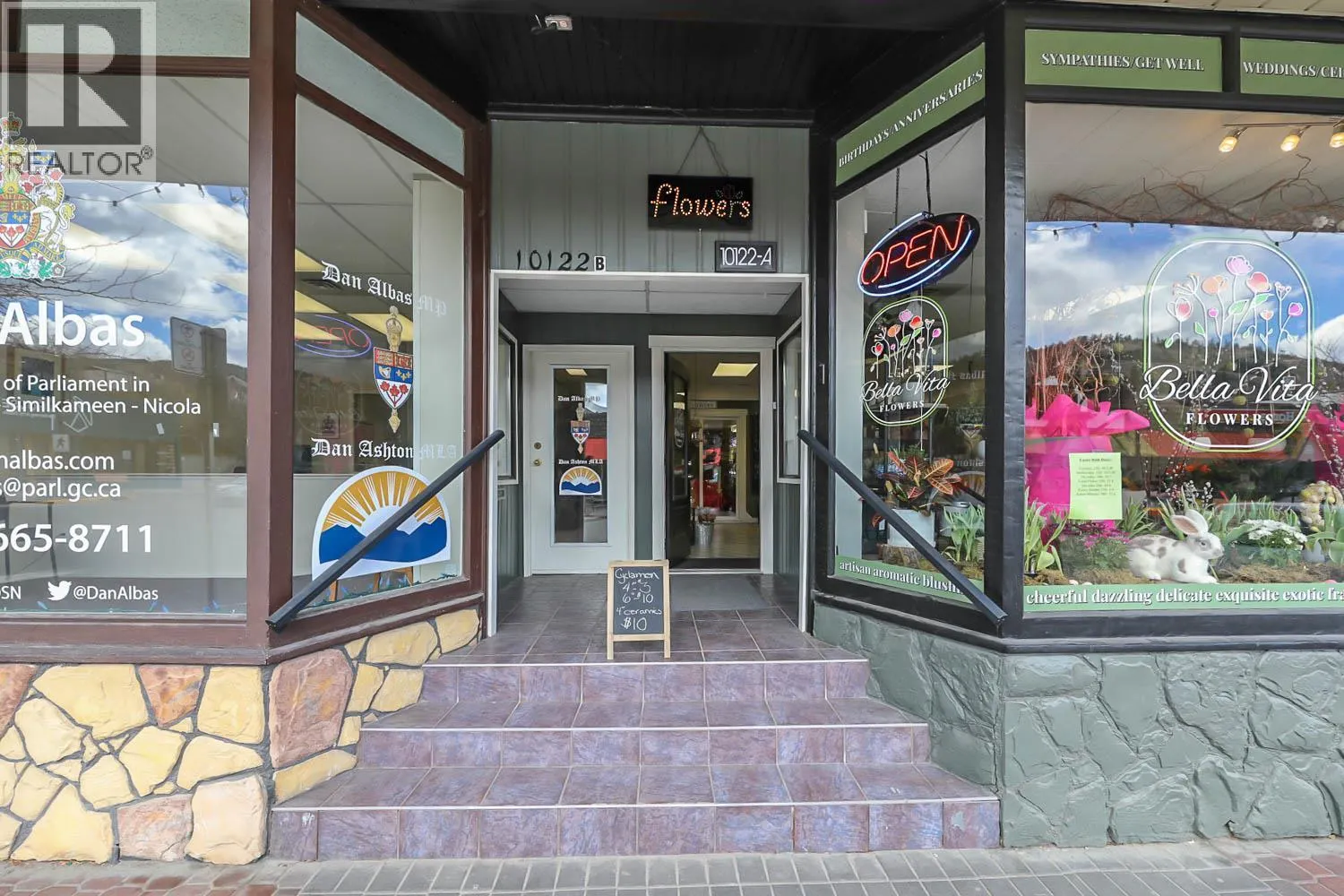 10122/24 MAIN Street