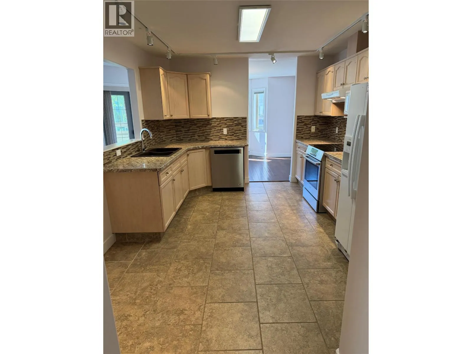 8416 Jubilee Road E Unit# 106