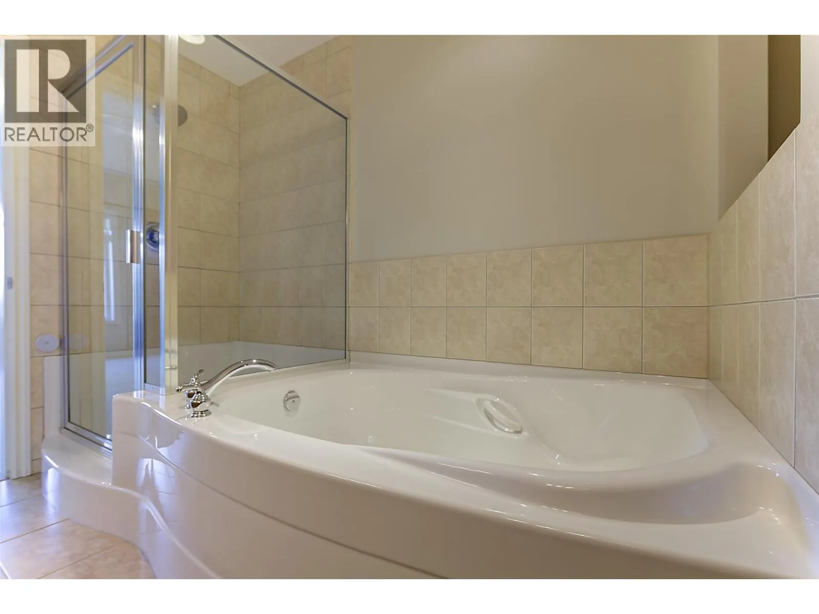 3800 Gallaghers Pinnacle Way Unit# 29