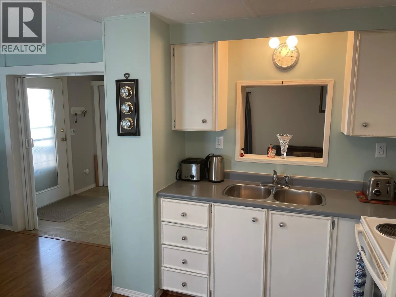 5484 25 Avenue Unit# 39