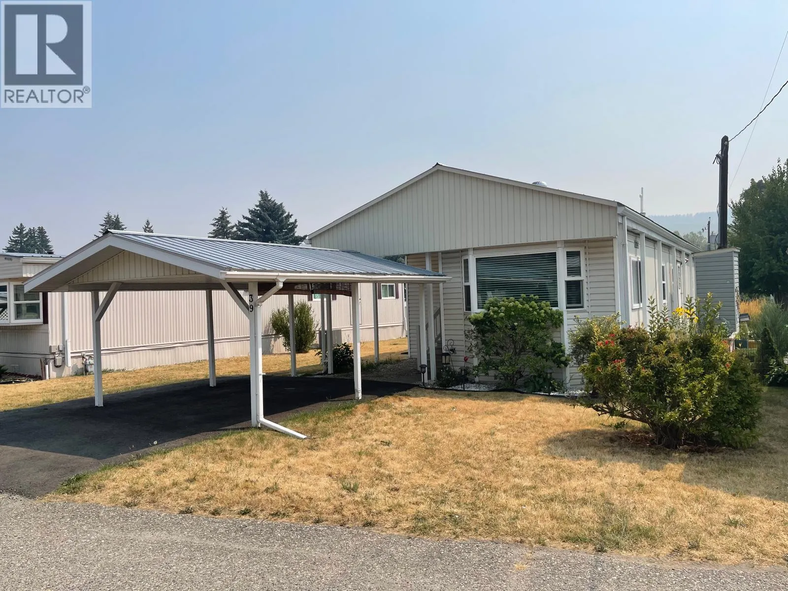 5484 25 Avenue Unit# 39