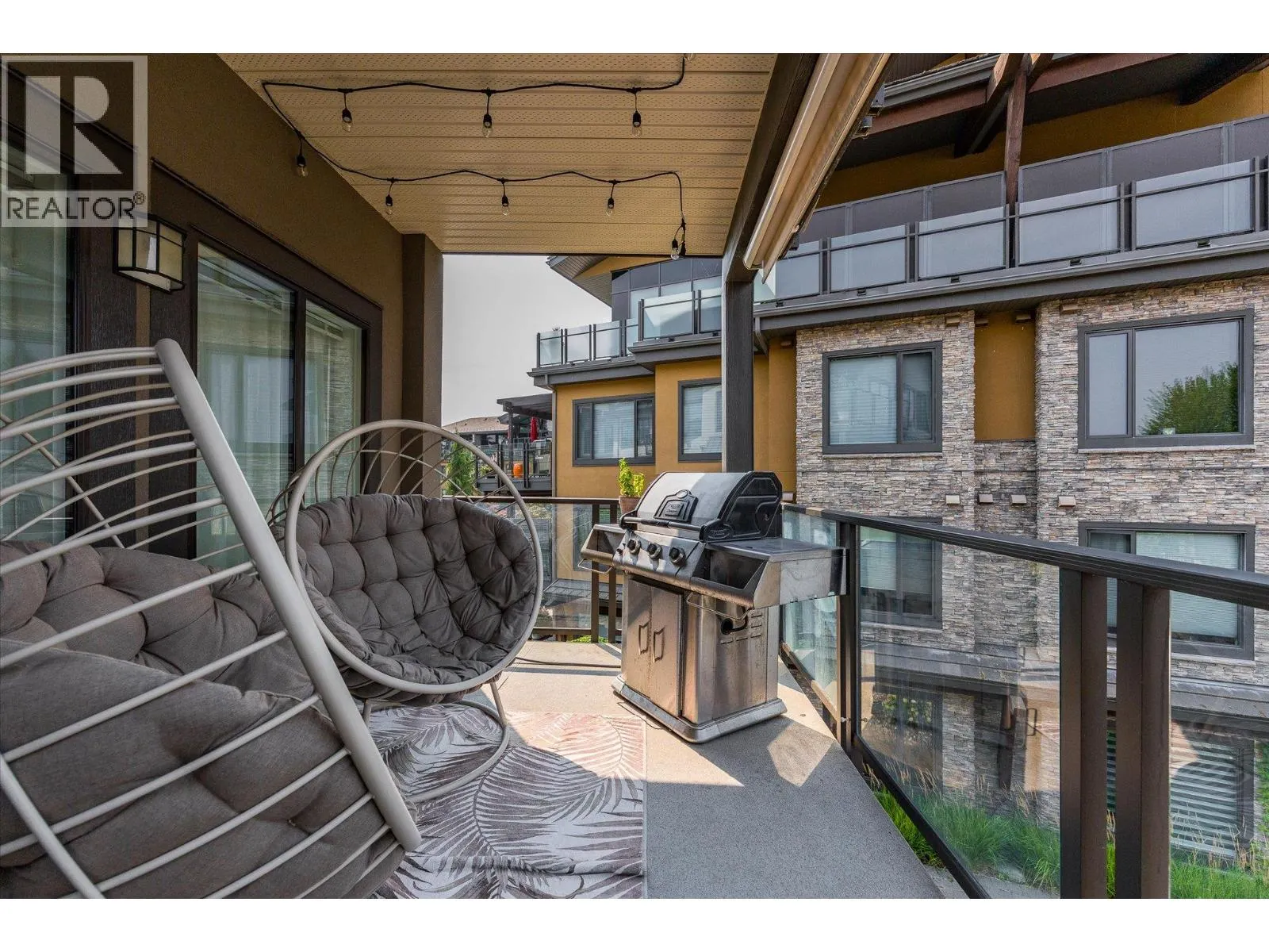 4380 Lakeshore Road Unit# 206