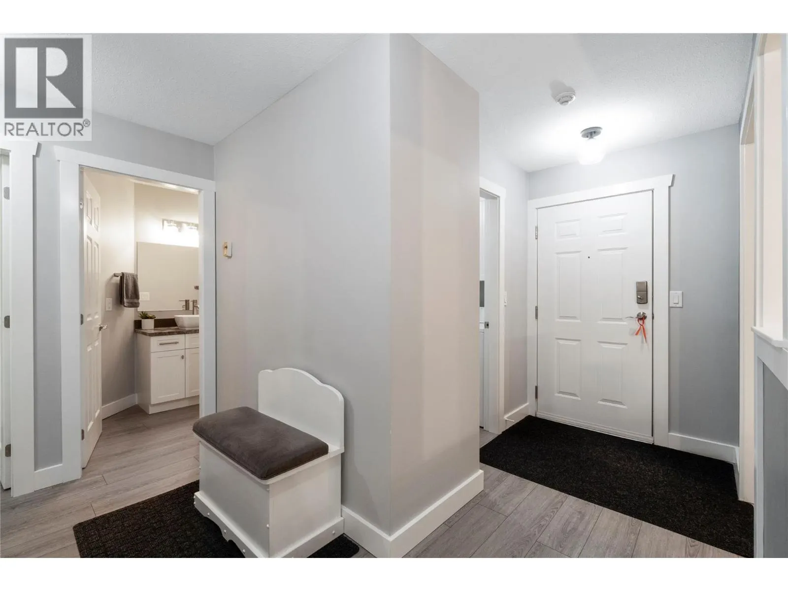 251 6 Street SE Unit# 303