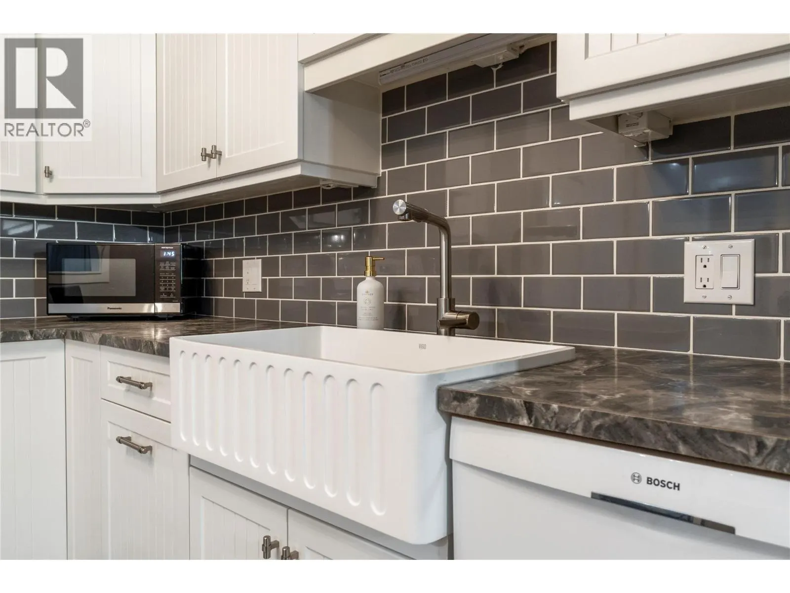 251 6 Street SE Unit# 303